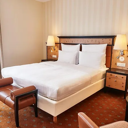 Steigenberger Icon Grandhotel Belvedere ホテル