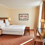 Steigenberger Icon Grandhotel Belvedere 酒店