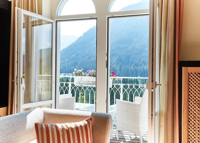 Steigenberger Icon Grandhotel Belvedere 5*